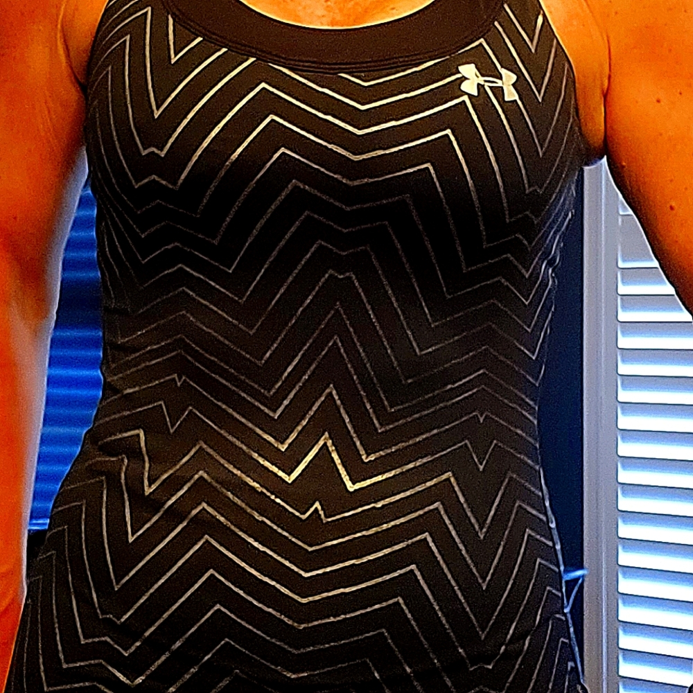 Under Armour Tank/Workout Top